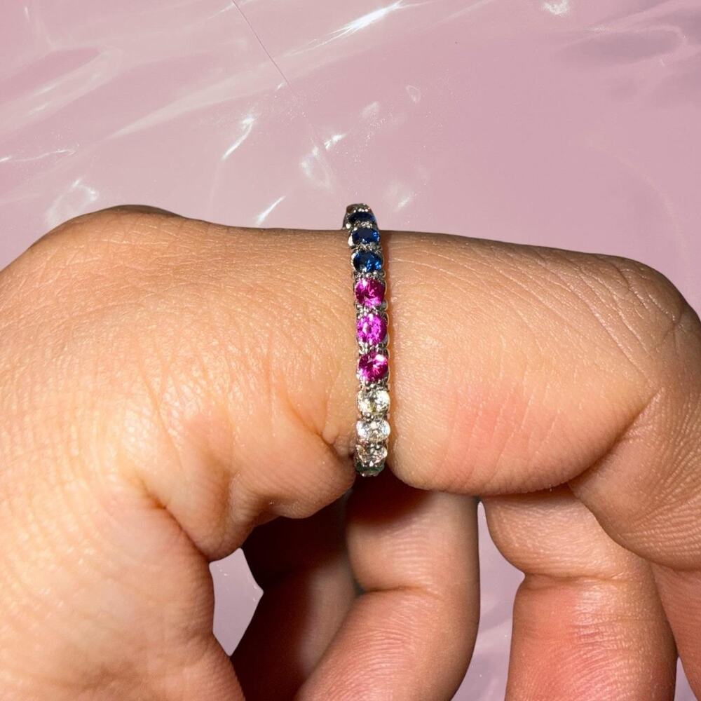 Y2K whimsy pride rainbow eternity band ring Size 6